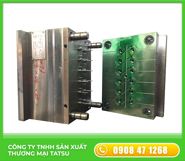 Marker ink reservoir mold