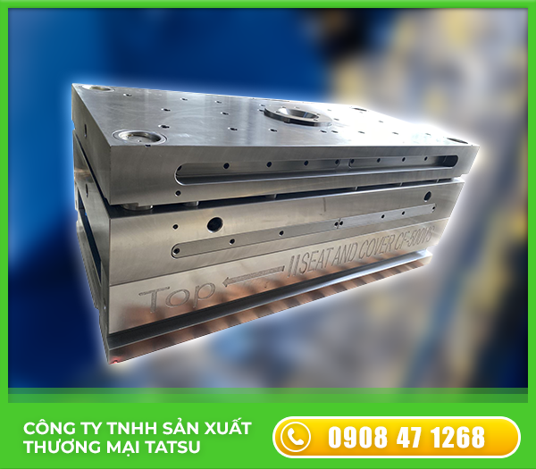 Plastic injection molds