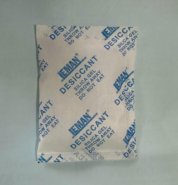 Silica gel desiccants