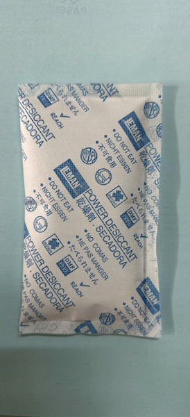 Silica gel desiccants