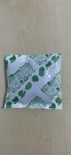 Oxygen absorbers