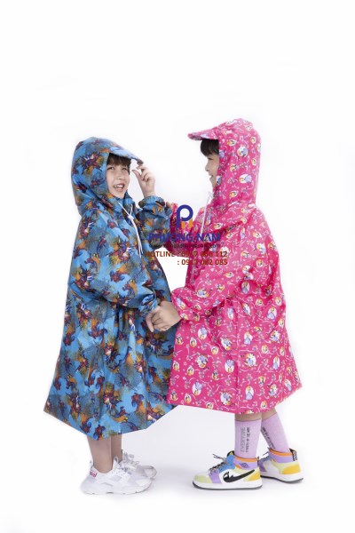 Patterned BIT raincoat for kids