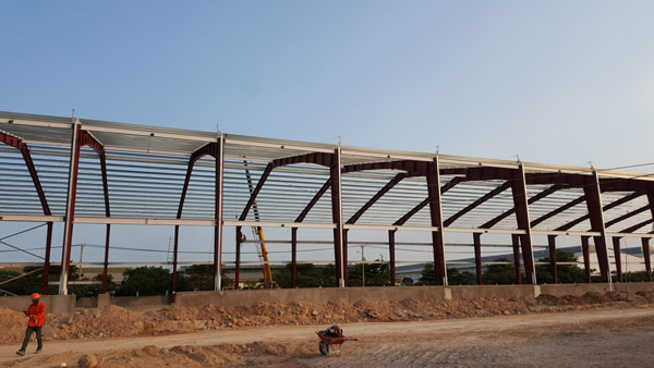 Steel structure fabrication of textile factory