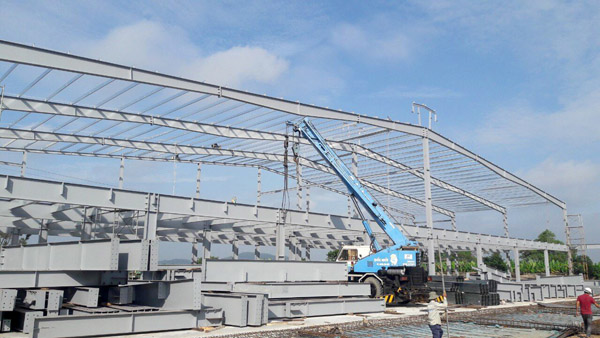 Steel structure fabrication of wood factory
