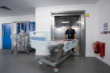 Koyo hospital elevator