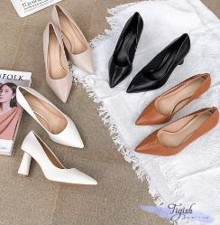 7p heels with round-block heels