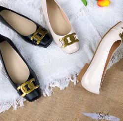 Square-toe ballet flats