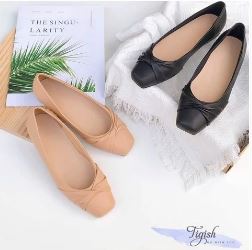 Square-toe ballet flats