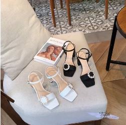 8p square-toe sandals with block heels