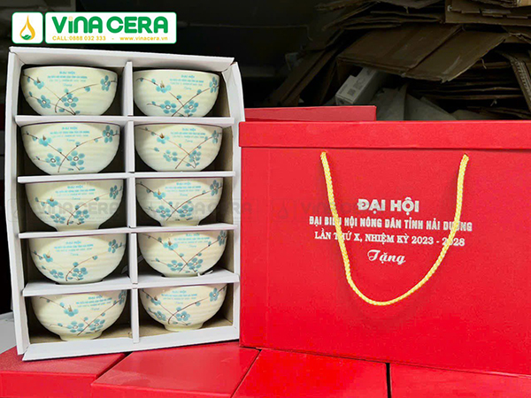Ceramic tea sets
