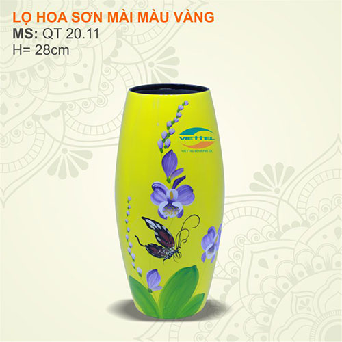 Ceramic vases