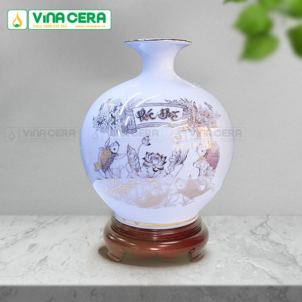 Ceramic vases