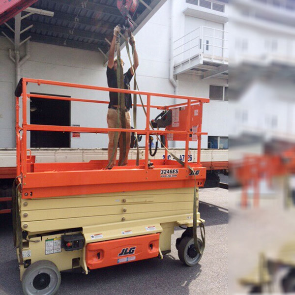 Aerial lift