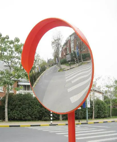 Convex Traffic Mirror