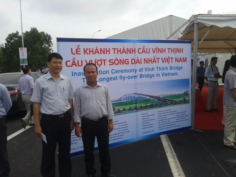 Reflective Thermoplastic Road Marking Application