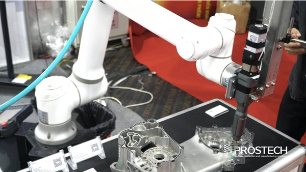 Adhesive Dispensing Machine
