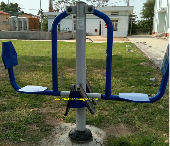 Leg press open gym