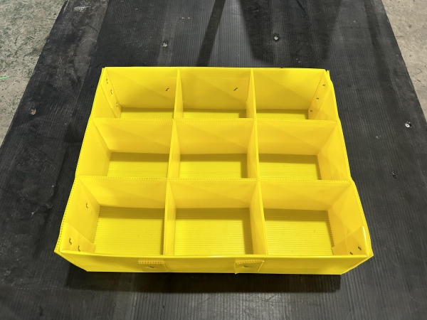Plastic corrugated dividers