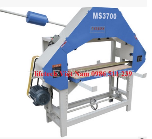 Grinding machine