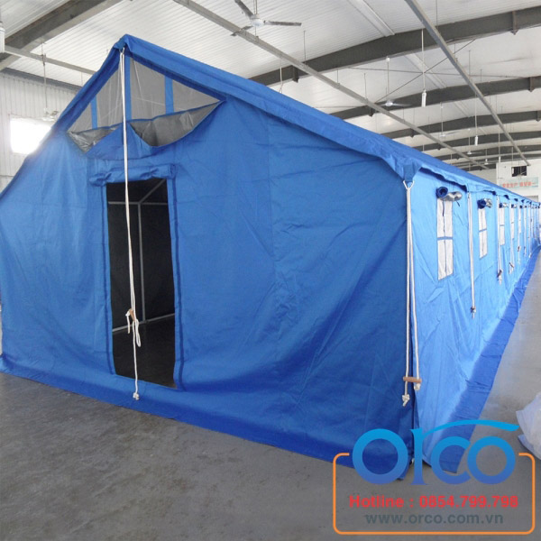 Outdoor tarpaulin tent