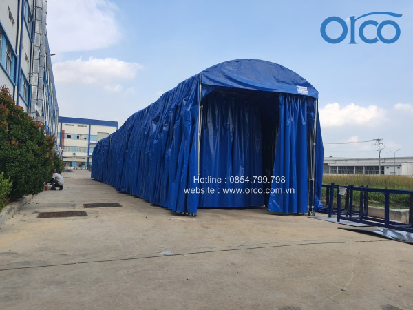 Mobile sliding canopy for goods storage