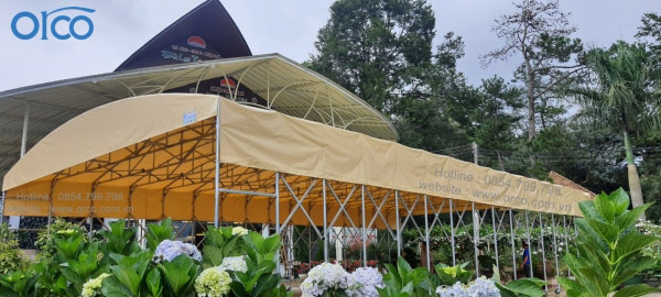 Mobile sliding canopy
