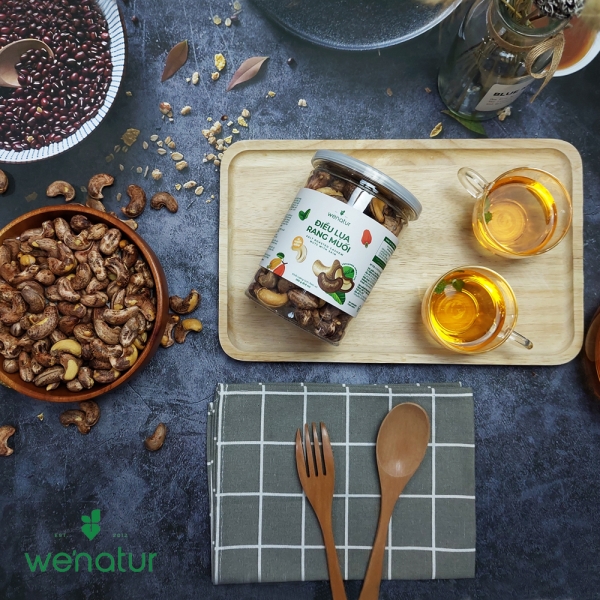 we’natur salted roasted cashew nuts