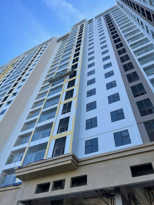 Construction gondola lift rental and installation
