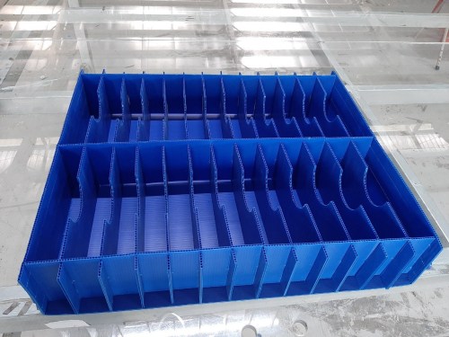 PP corrugated plastic divider