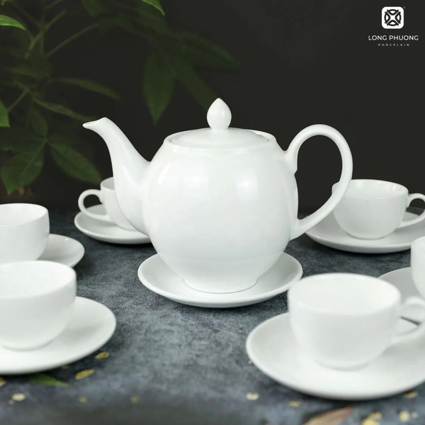 Porcelain tea set
