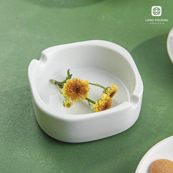 Porcelain ashtray