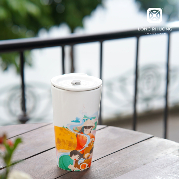 Porcelain mug
