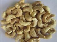 Light Blemish Whole Cashew
