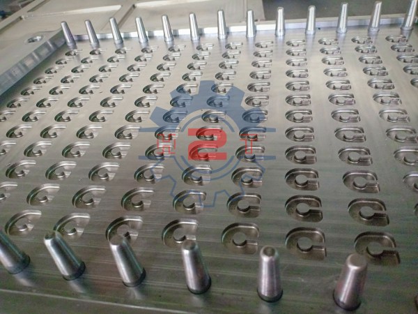 Rubber pressed mold
