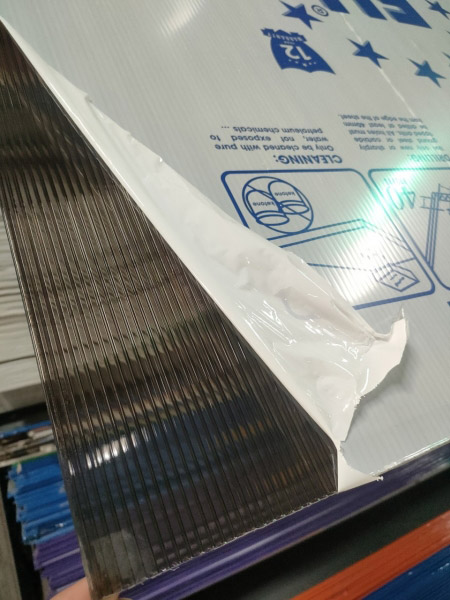 Polycarbonate roofing sheet
