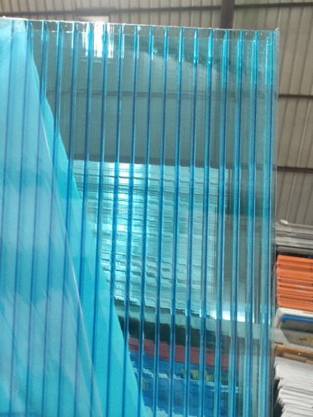 Polycarbonate roofing sheet