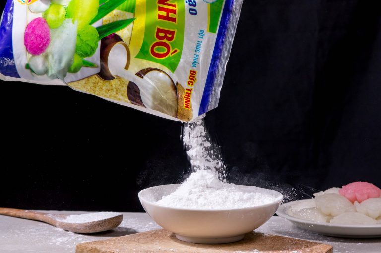 Rice flour for making sponge cake