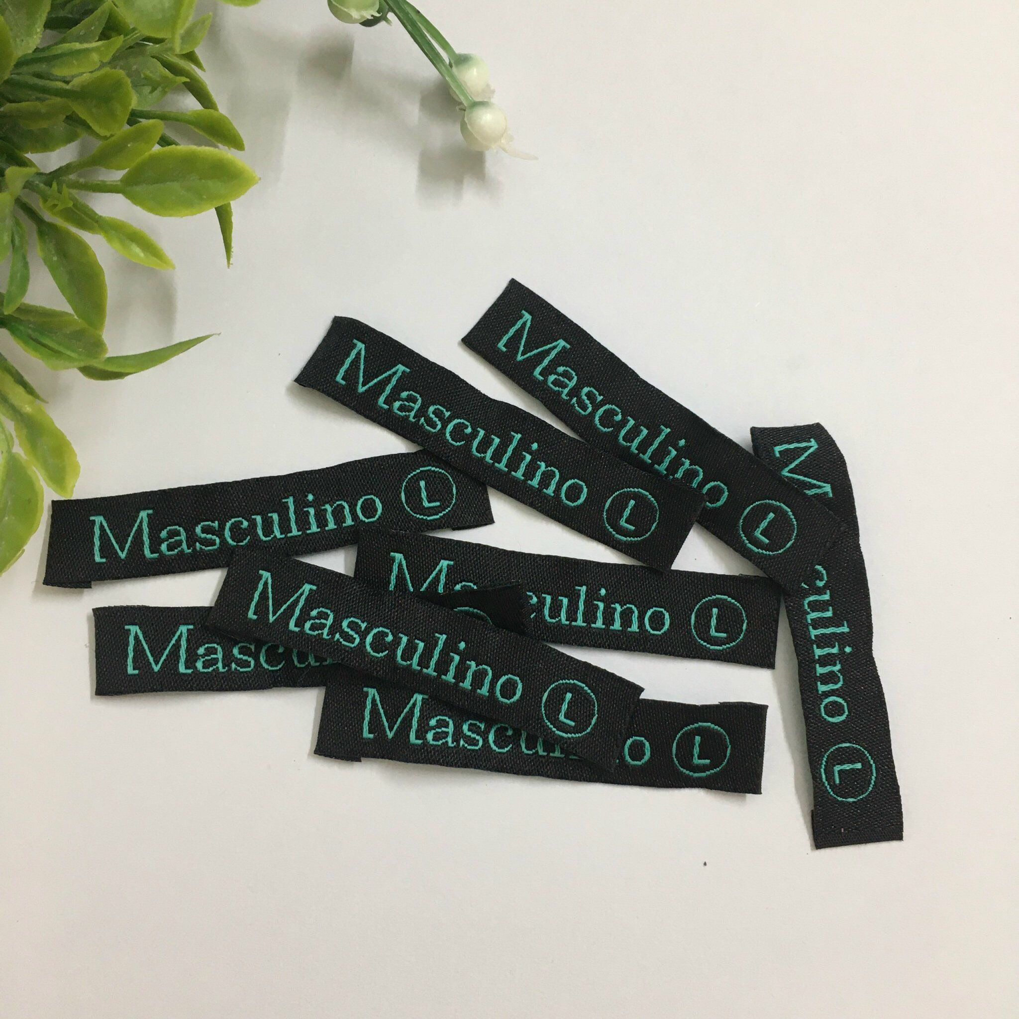 Woven label
