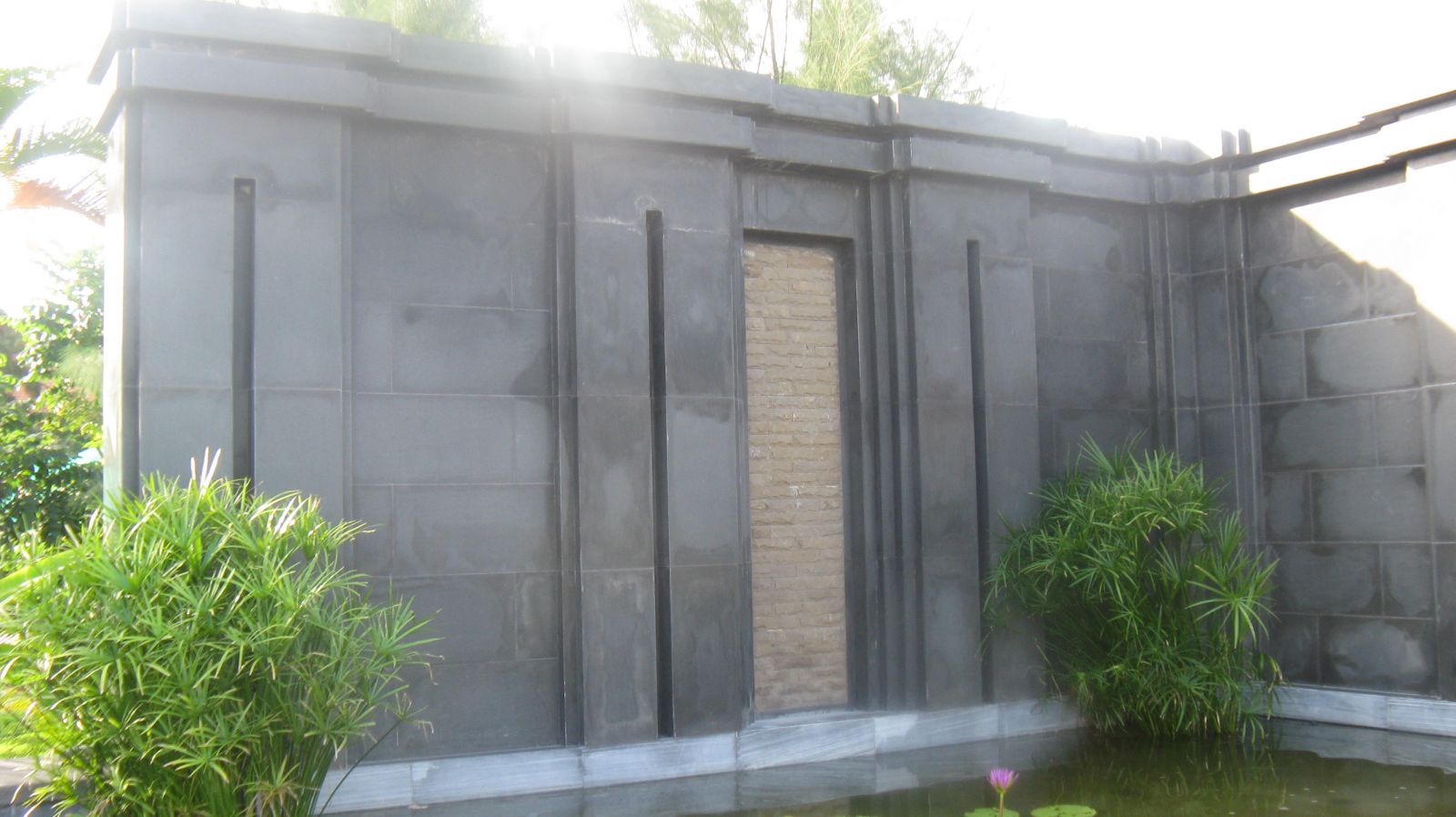 Decorative stone