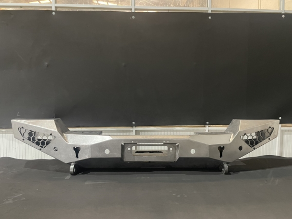 Bull bar