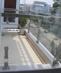 Glass banister