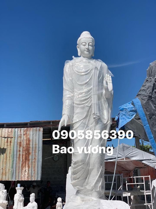 Amitābha Buddha Statue