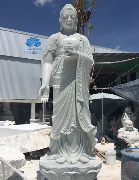 Amitābha Buddha Statue