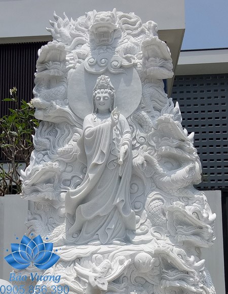 Guan Yin Buddha Statue