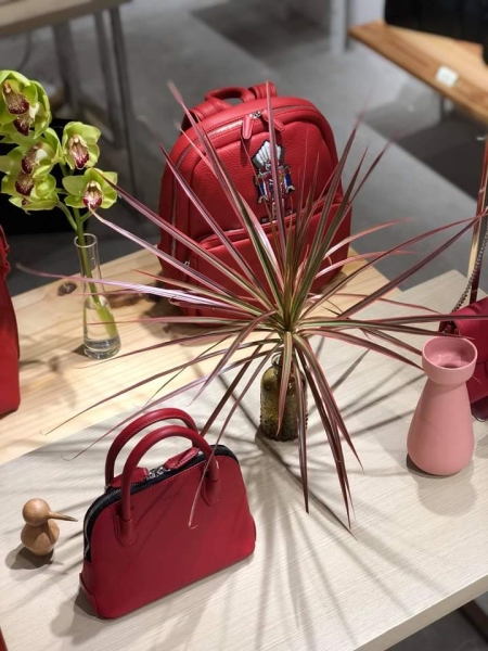 Fashion handbag