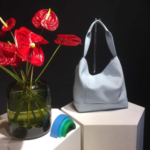 Fashion handbag