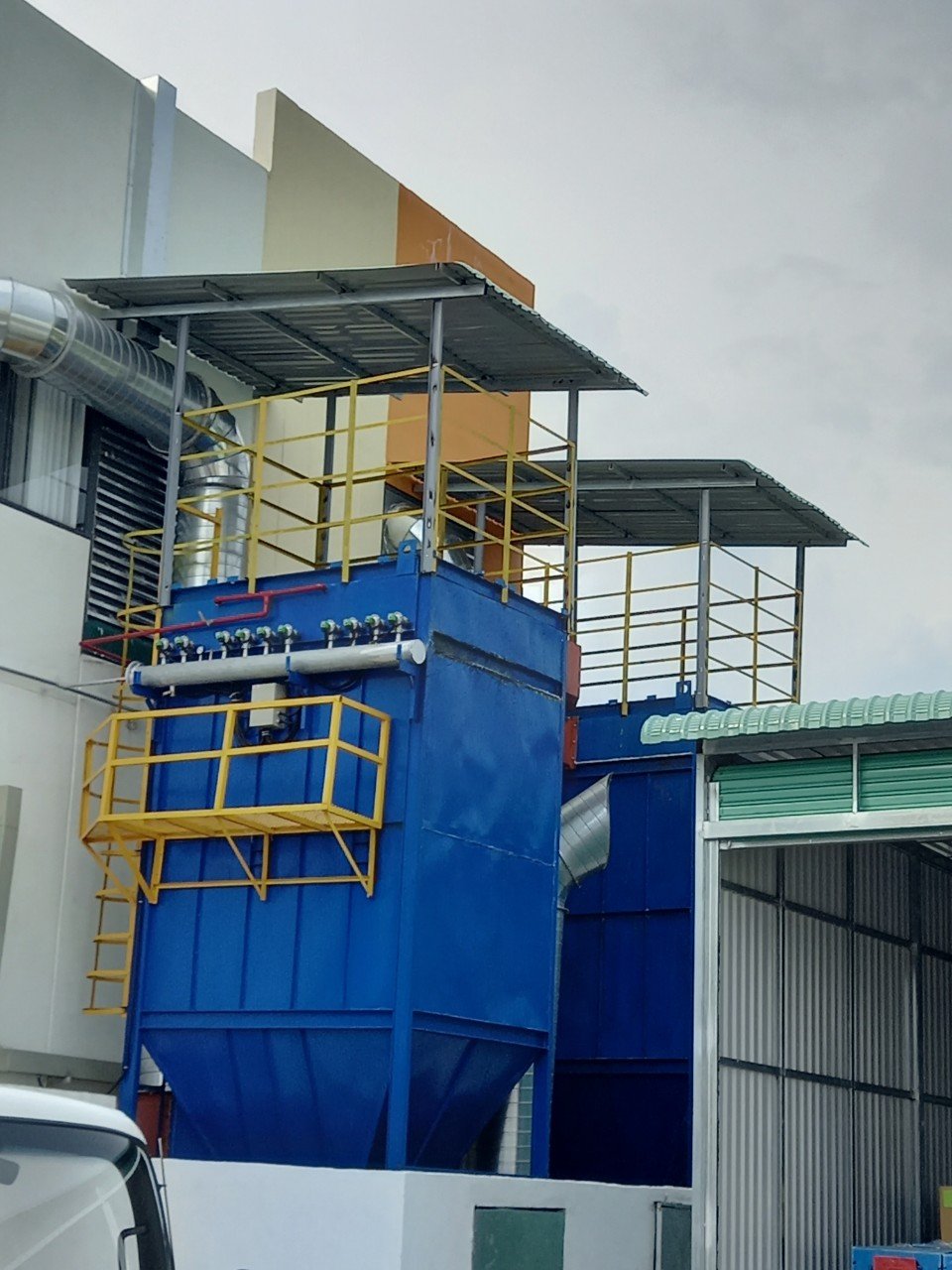 Dust treatment system