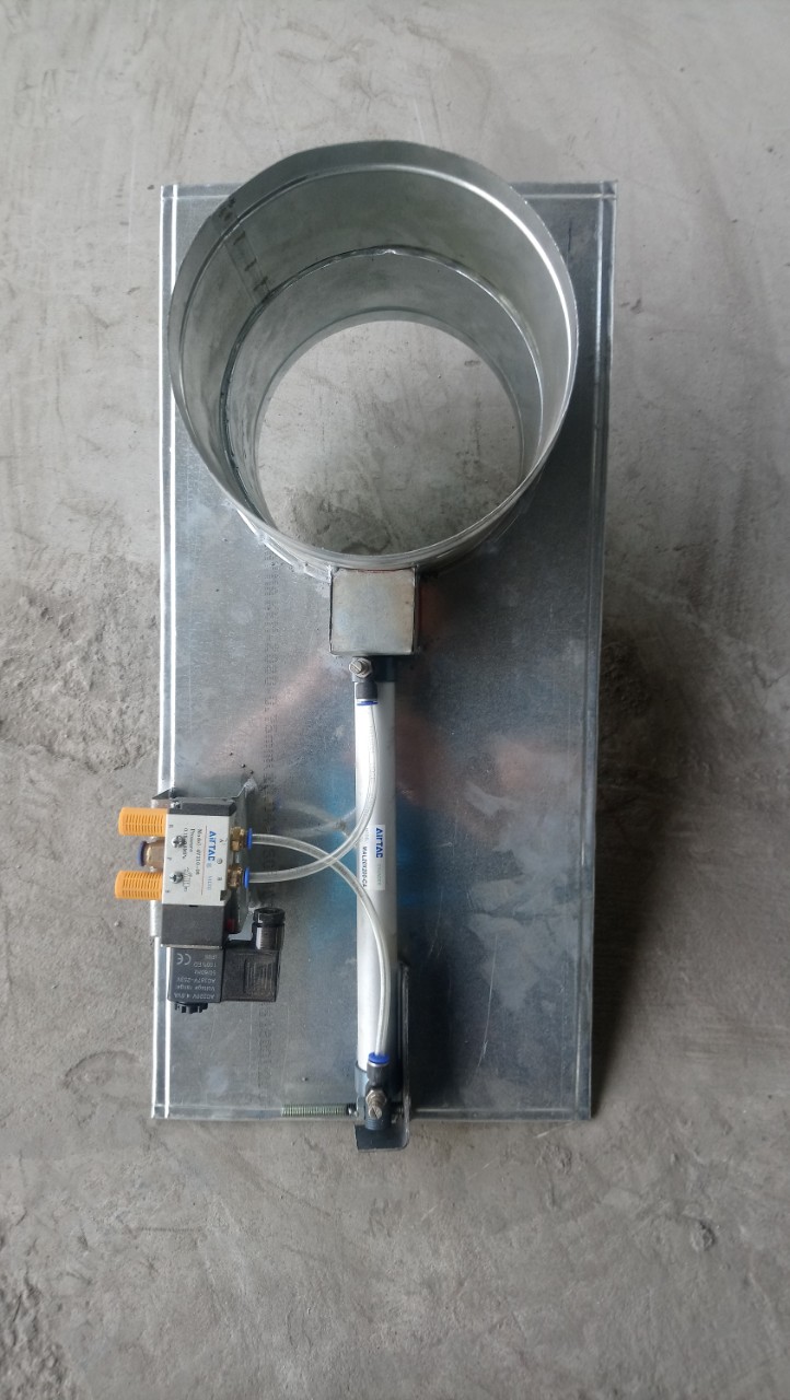 Air ducts and duct accessories