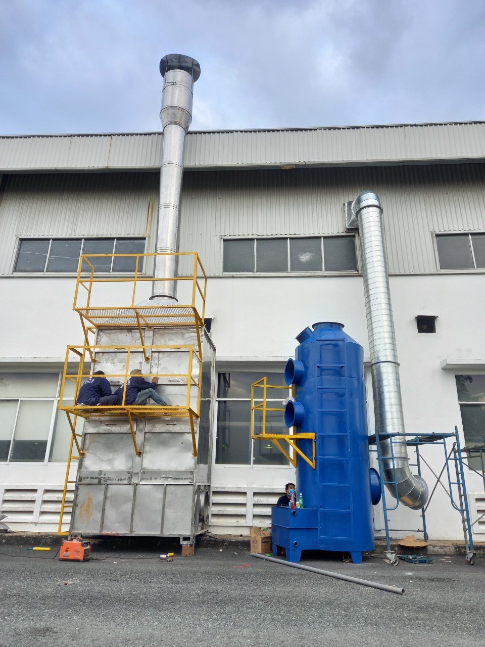 Exhaust gas treatment system