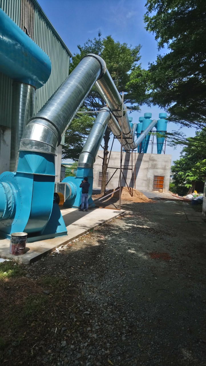 Cyclone dust collection system